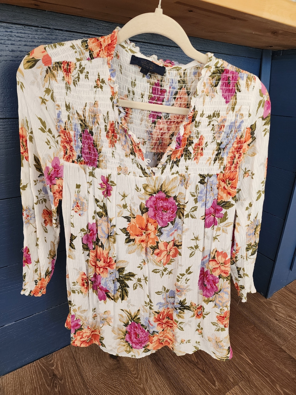 RACHEL Rachel Roy White Floral Smocked V-Neck Tunic